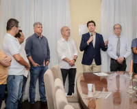 Prefeito Ronaldo Lopes empossa Secretário de Desenvolvimento Econômico, Comércio e Indústria