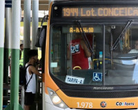 Setor de serviços cresce 0,5% de março para abril no país, revela IBGE