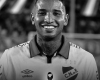 Juan Izquierdo, jogador do Nacional do Uruguai, morre aos 27 anos em SP