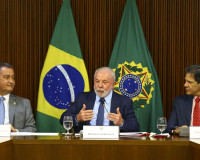 “Não podemos ficar chorando o dinheiro que falta”, diz Lula