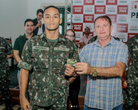 Vereador Marival Oliveira busca renovar mandato com trabalho voltado aos mais carentes