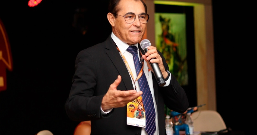 Juiz Claudemiro Avelino media evento sobre desenvolvimento sustentável no Judiciário