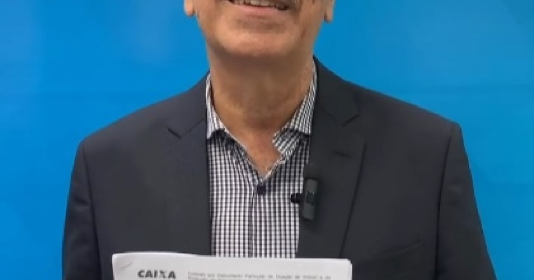 Ronaldo Lopes assina convênios para a construção de novas casas populares em Penedo