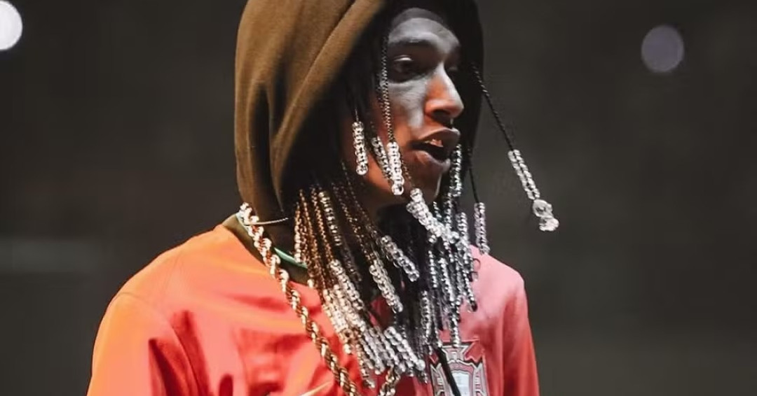 Oruam é detido na Barra da Tijuca e levado para delegacia no Rio de Janeiro