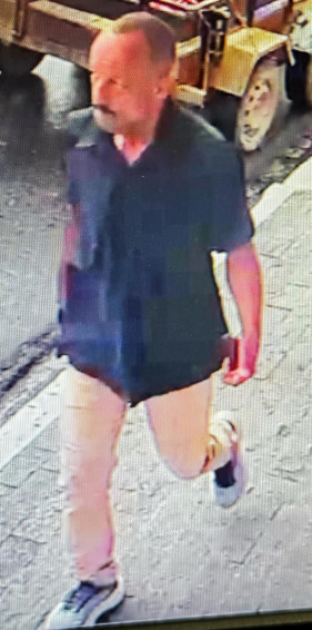 Homem é preso em Penedo após furtar loja de roupas em Neópolis-SE