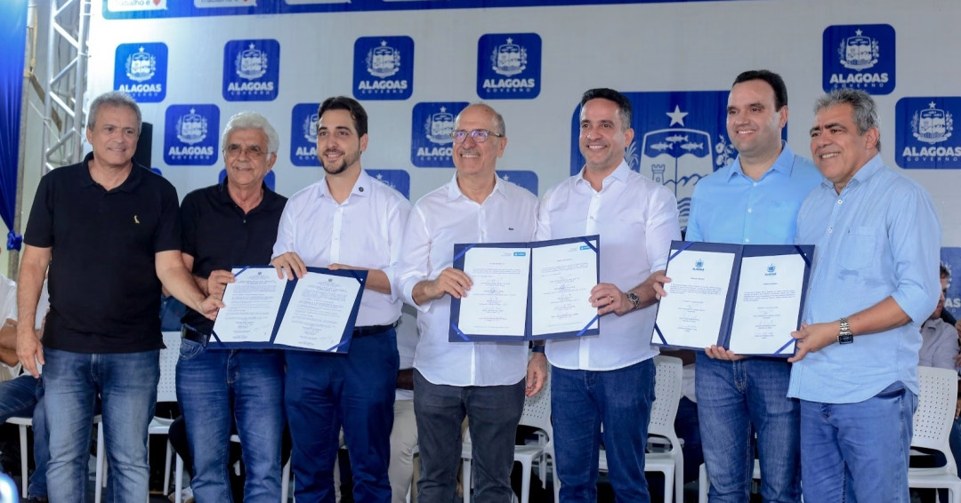 Centro de Hemodiálise, requalificação do aeroporto, perfuração de poços e obras de mobilidade urbana marcam a parceria da prefeitura de Penedo e Governo de Alagoas