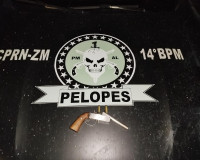 Polícia Militar flagra porte ilegal de arma durante ações no interior de Alagoas