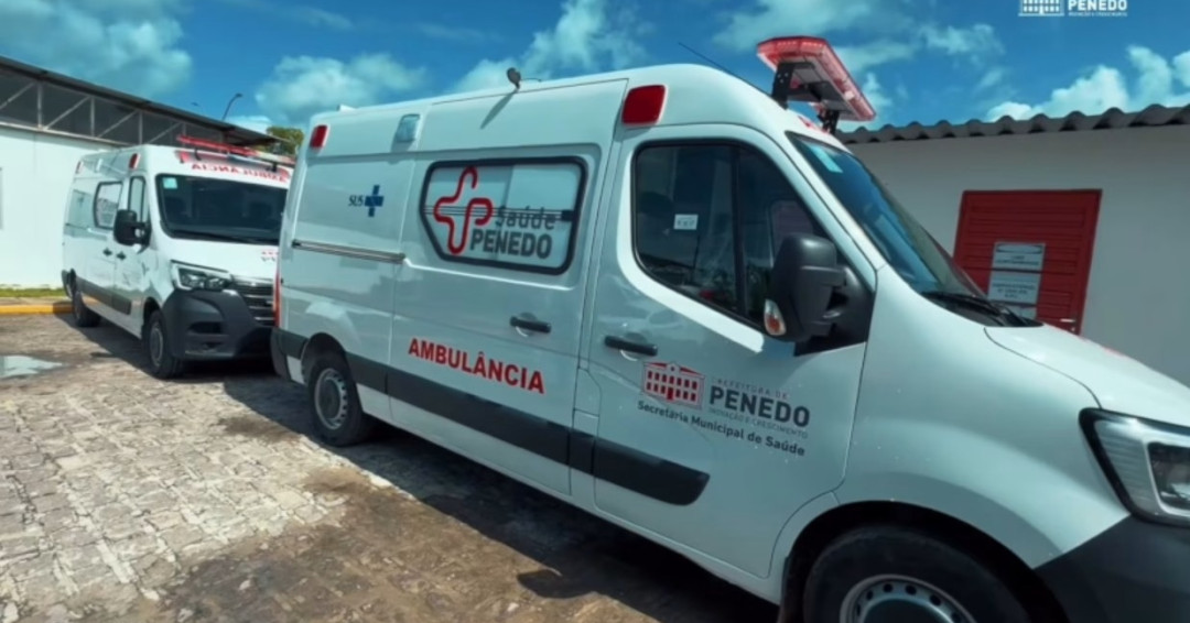 Penedo melhora atendimento de urgência com chegada de duas novas ambulâncias