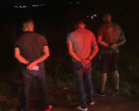 Trio é preso após série de furtos a lojas de roupas em Maceió e no Francês