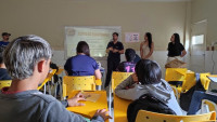 Prefeitura de Penedo promove palestra do Setembro Amarelo para alunos da rede municipal