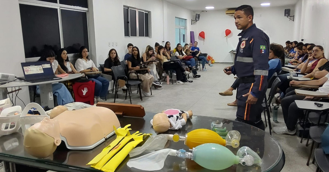 Samu nas Escolas retoma atividades em 2025 com formação de acadêmicos e ações lúdicas em escolas de Maceió