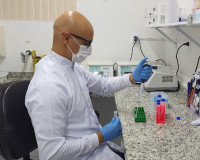 Polícia Científica identifica vítima carbonizada em caminhonete por meio de exame de DNA