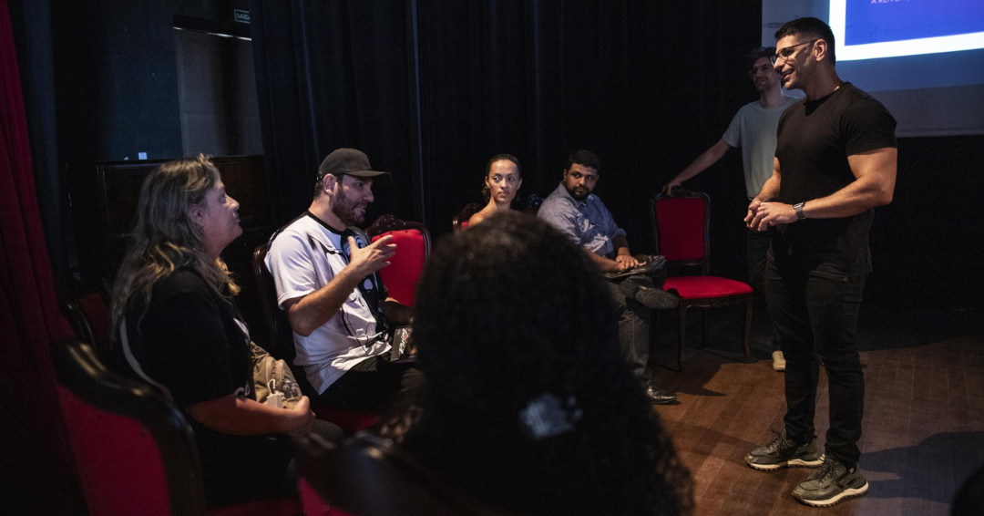 Ator e diretor Alexandre Barillari retorna ao Circuito Penedo de Cinema com oficina