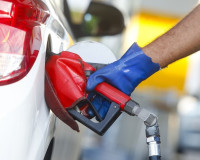 Preço da gasolina deve cair a partir desta quinta-feira, 31, em Alagoas