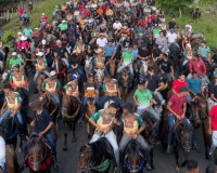 3ª edição da Cavalgada dos Amigos atrai multidão ao município de Piaçabuçu