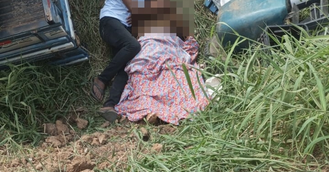 Caminhão capota e deixa uma vítima fatal na zona rural do município de Igreja Nova