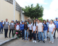 Mutirão da dengue elimina focos do Aedes Aegypti na Vila Matias em Penedo