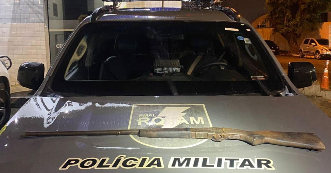 Em uma semana, PM retira das ruas mais de 160 kg de drogas e 23 armas de fogo