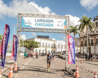 Ex-gari Zé Carlos vence Corrida do Bom Jesus 2024 em Penedo