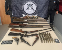 Em uma semana, PM apreende mais de 9kg de drogas e 25 armas de fogo em Alagoas